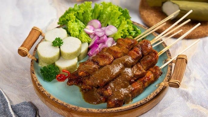 Sate ayam bumbu kacang